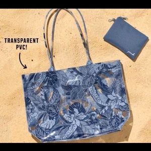 Victoria’s Secret pink beach bag
